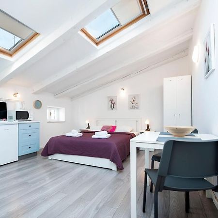 Cozy Garzoto Studios Rovinj Exterior foto